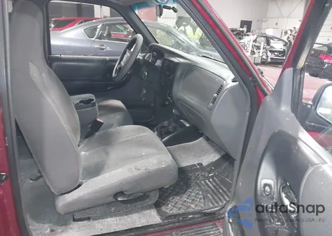 2002 Ford Ranger Edge/Tremor/Xl/Xlt from USA, damaged, VIN 1FTYR14V22PB53901